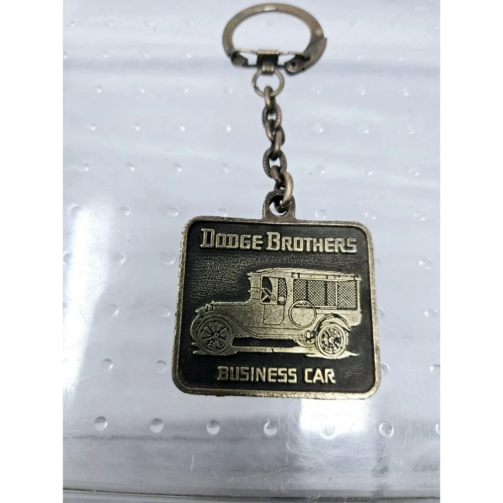 Vintage Dodge Brothers Metal Emblem Keychain Tag Medal‎ Business Car